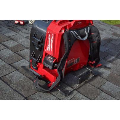 M18 FFSDC16-502 - Przepychacz do rur ze sprężyną 16 mm, 18 V, 5.0 Ah, FUEL™, w wiadrze, z 2 akumulatorami i ładowarką