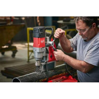 MDP 41 - Magnetic drilling press with permanent magnet 1200 W in HD Box