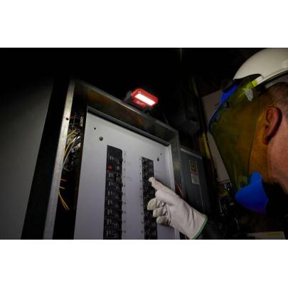 L4 FFL-301 - Reflektor składany 4 V, 3.0 Ah, z ładowaniem USB