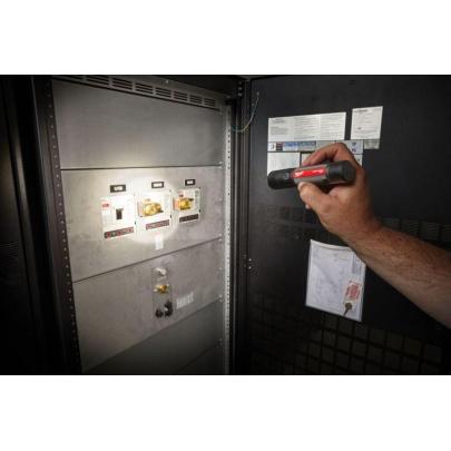 L4 FMLED-301 - Latarka akumulatorowa USB, 4 V, 3.0 Ah