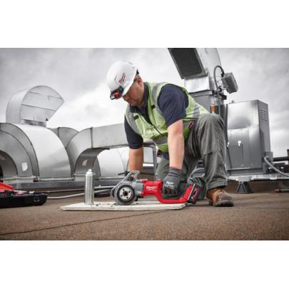 M18 FPT114-802CA - Gwintownica do rur 1'1/4", 18 V, 8.0 Ah, FUEL™, ONE-KEY™, w walizce, z 2 akumulatorami i ładowarką + 4 głowic