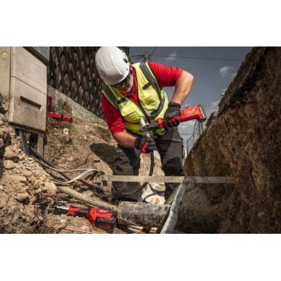 M18 ONEHCCT60-202C - Hydrauliczny obcinak do kabli 18 V, 2.0 Ah, ONE-KEY™, w walizce, z 2 akumulatorami i ładowarką