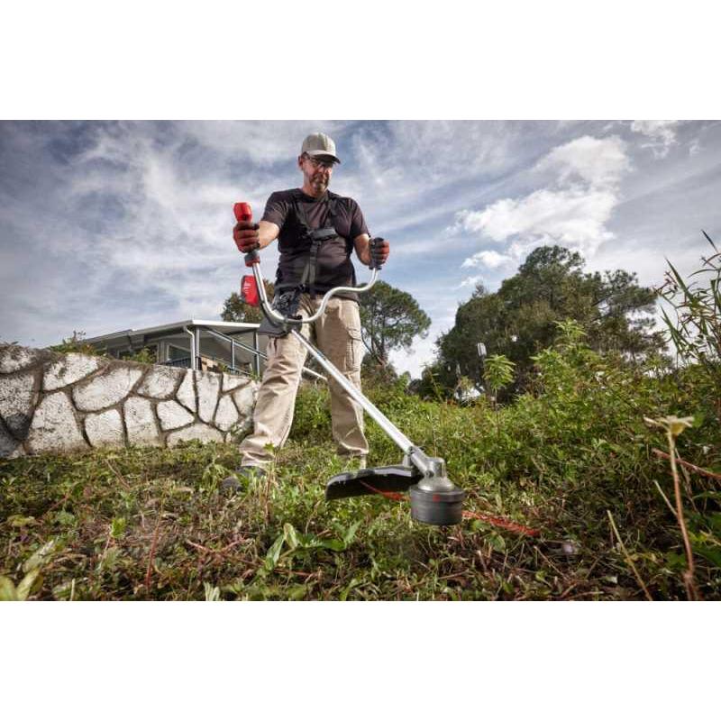 M18 FBCU-0 - Wykaszarka 23 cm 18 V, bez wyposażenia