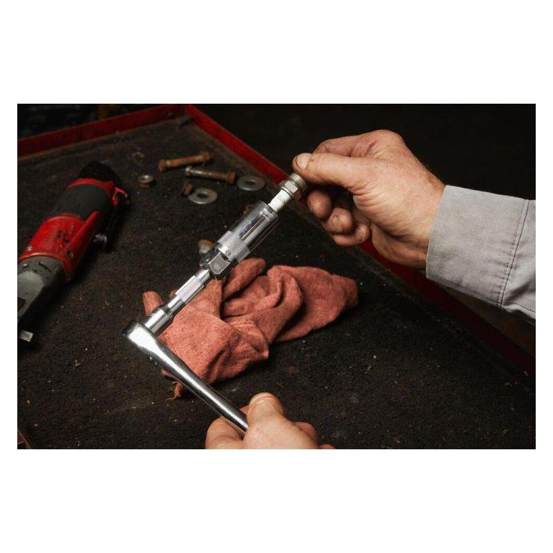 4932480680 - Nasadka 3/8" do świec zapłonowych 18 mm