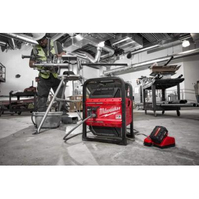 MXF PS-602 - Generator akumulatorowy MX FUEL™, ONE-KEY™, z 2 akumulatorami i z wbudowaną ładowarką