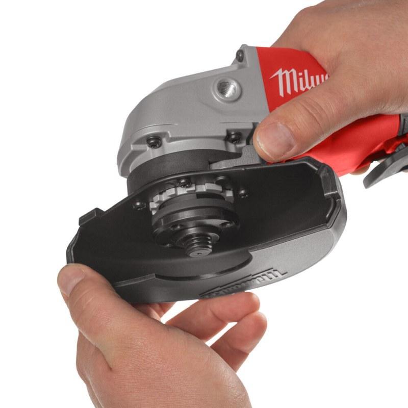 M18 BLSAG125XPD-402X - Szlifierka kątowa śr. 125 mm, 18 V, 4.0 Ah, włącznik łopatkowy, w walizce, z 2 akumulatorami i ładowarką