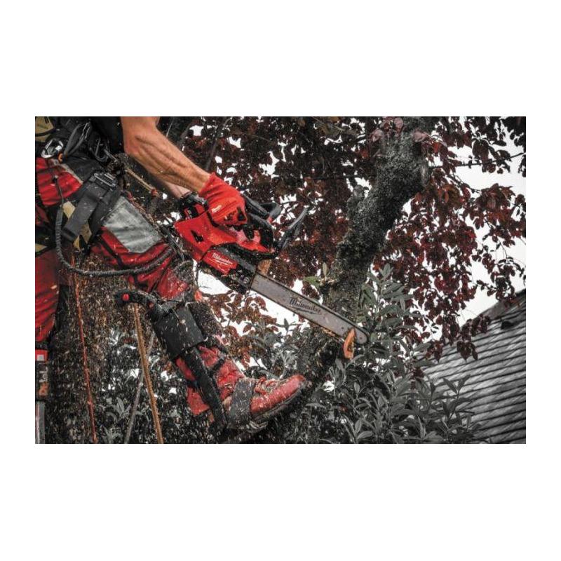 M18 FTHCHS35-802 - Piła łańcuchowa z górnym uchwytem, dł. prowadnicy 35 cm, 18 V, 8.0 Ah, FUEL™, z 2 akumulatorami i ładowarką