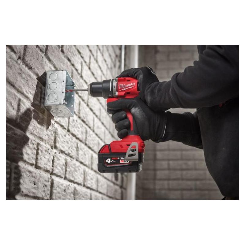 M18 BLPDRC-422C - Kompaktowa bezszczotkowa wiertarko-wkrętarka udarowa 60,5Nm 18V, 2.0 i 4.0Ah w walizce z 2 akumulator. i ładow