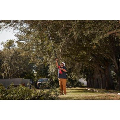 M18 BLTS-551 - Sekator teleskopowy do gałęzi 18 V, 5.5 Ah, FUEL™, z akumulatorem i ładowarką