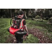 M18 F2BPB-124 - Dmuchawa plecakowa na cztery akumulatory 18 V, 12.0 Ah, FUEL™, z 4 akumulatorami i ładowarką