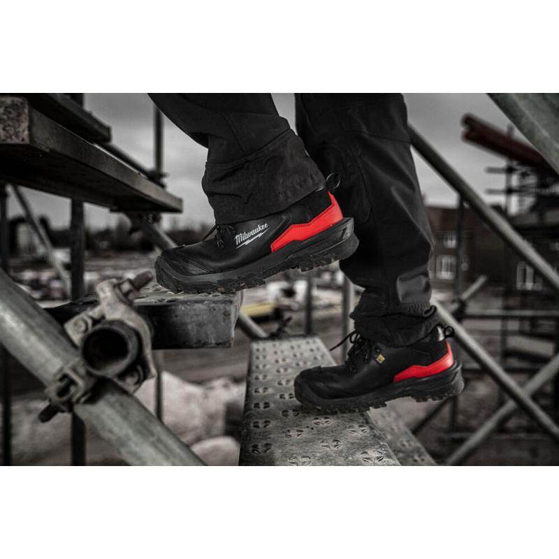 MILWAUKEE - 4932493756 - Obuwie robocze czarne ARMOURTRED™ S3S 1L110111W ESD HRO SC FO LG SR, rozmiar 42 ✔