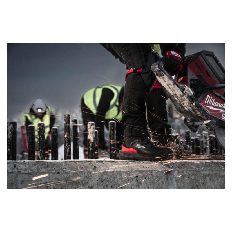 MILWAUKEE - 4932493765 - Obuwie robocze czarne ARMOURTRED™ S3S 1M110111W ESD CI HI HRO SC FO LG SR, rozmiar 41 ✔