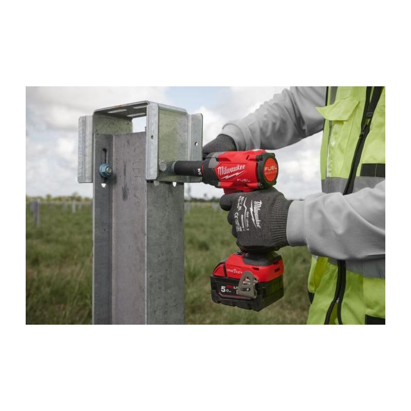 M18 ONEFIW2FC12-0X - Kompaktwy klucz udarowy 1/2", 203 Nm, 18 V, FUEL™, ONE-KEY™, w walizce, bez wyposażenia, 4933493412