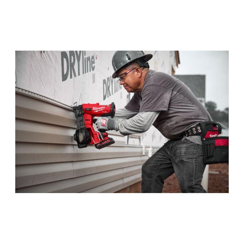 M18 FRCN45-302X - Gwoździarka dekarska bębnowa 18 V, 3.0 Ah, FUEL™, w walizce, z 2 akumulatorami i ładowarką, 4933498169