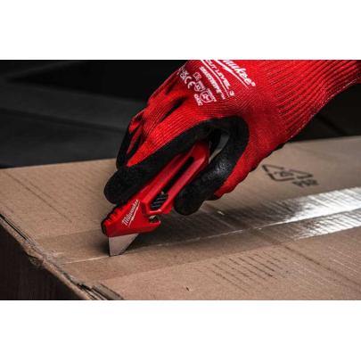 4932501777 - Multi-functional compact utility knife