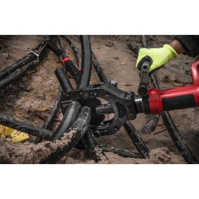 M18 HCC125-801C - Hydraulic cable cutter for 125 mm cables, 120 kN, 18 V, in a case, with battery and charger, 4933499333