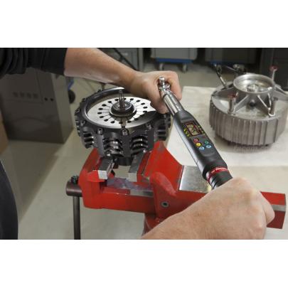 E.306A30R - Klucz elektroniczny z odczytem momentu z grzechotką